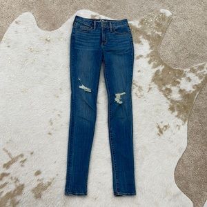 Universal thread jeans (new)